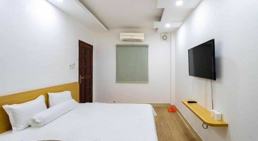 Tuan Viet Dinh Tien Hoang Hotel *