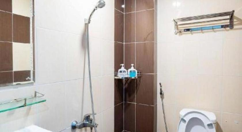 Tuan Viet Dinh Tien Hoang Hotel